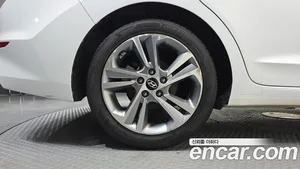 Hyundai Avante, 2018 — миниатюра 5