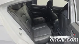 Hyundai Avante, 2018 — миниатюра 17