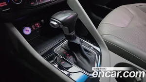 Kia Niro, 2017 — миниатюра 12