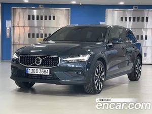 Volvo V60, 2024 — миниатюра 1