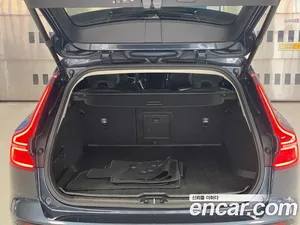 Volvo V60, 2024 — миниатюра 13