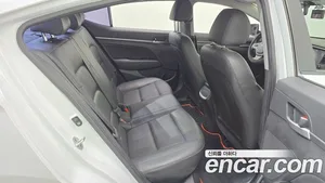 Hyundai Avante, 2017 — миниатюра 11