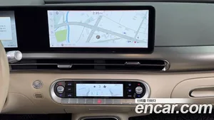 Genesis GV60, 2023 — миниатюра 14
