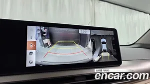 Genesis GV60, 2023 — миниатюра 15