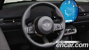 Mini Cooper Convertible, 2025 — миниатюра 11