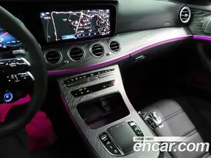 Mercedes-Benz E-Class, 2023 — миниатюра 9