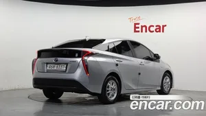 Toyota Prius, 2017 — миниатюра 2