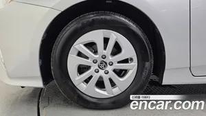 Toyota Prius, 2017 — миниатюра 5