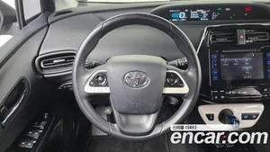 Toyota Prius, 2017 — миниатюра 13