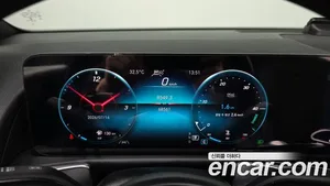 Mercedes-Benz GLB-Class, 2021 — миниатюра 11
