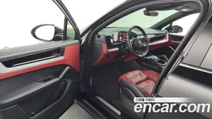 Porsche Cayenne, 2025 — миниатюра 13