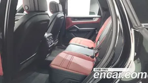 Porsche Cayenne, 2025 — миниатюра 27