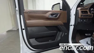Chevrolet Surburban, 2021 — миниатюра 14
