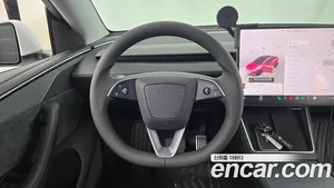 Tesla Model Y, 2025 — миниатюра 18