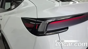 Tesla Model Y, 2025 — миниатюра 9