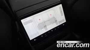 Tesla Model Y, 2025 — миниатюра 32