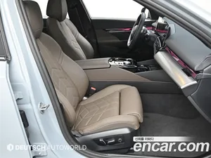 BMW 5-Series, 2026 — миниатюра 12