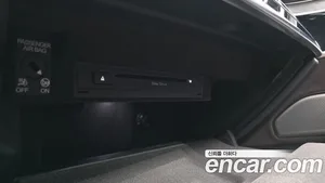 Audi A8, 2023 — миниатюра 36