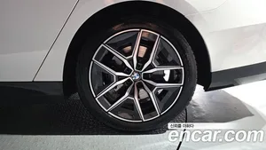 BMW 5-Series, 2025 — миниатюра 6