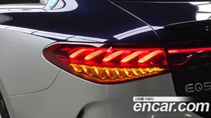 Mercedes-Benz EQS, 2023 — миниатюра 9