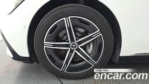 Mercedes-Benz EQE, 2023 — миниатюра 5