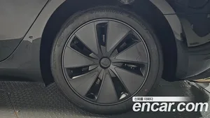 Tesla Model 3, 2025 — миниатюра 6