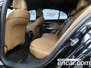 Mercedes-Benz E-Class, 2025 — миниатюра 6