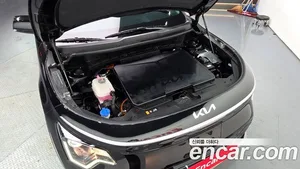 Kia Niro, 2023 — миниатюра 5