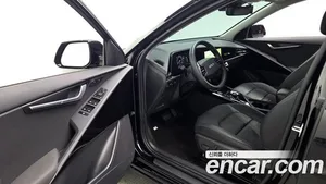 Kia Niro, 2023 — миниатюра 12