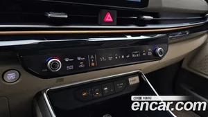 Kia Carnival, 2025 — миниатюра 31