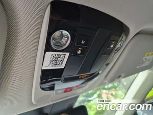 Kia EV6, 2023 — миниатюра 13