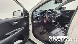 Kia Stonic, 2018 — миниатюра 13