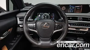 Lexus UX, 2019 — миниатюра 19