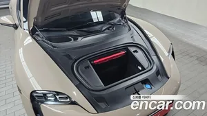 Porsche Taycan, 2023 — миниатюра 5