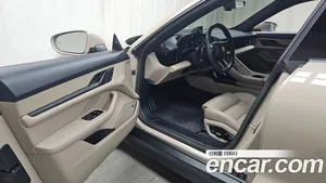 Porsche Taycan, 2023 — миниатюра 12