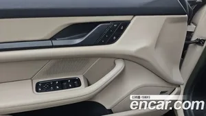 Porsche Taycan, 2023 — миниатюра 23