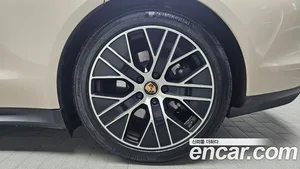 Porsche Taycan, 2023 — миниатюра 6
