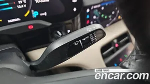 Porsche Taycan, 2023 — миниатюра 27