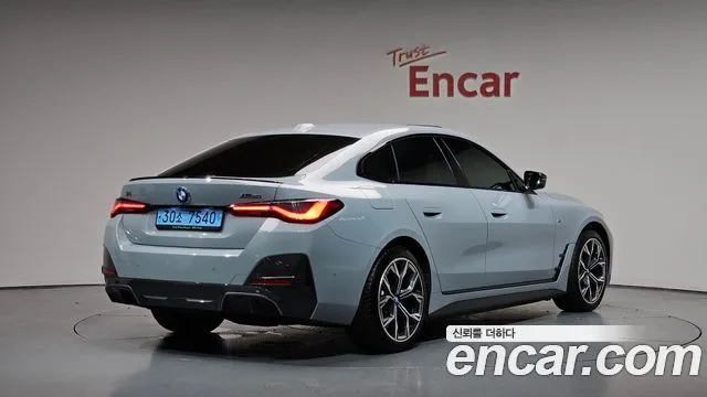 BMW i4, 2023 — фото автомобиля из Кореи