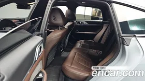 BMW i4, 2023 — миниатюра 17