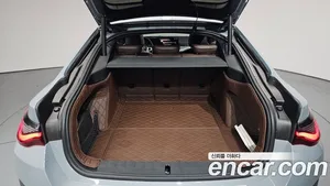 BMW i4, 2023 — миниатюра 25