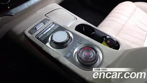 Genesis GV70, 2023 — миниатюра 12