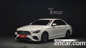 Mercedes-Benz E-Class, 2022 — миниатюра 1