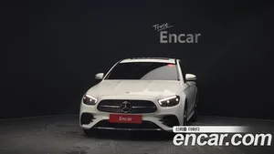 Mercedes-Benz E-Class, 2022 — миниатюра 3