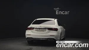 Mercedes-Benz E-Class, 2022 — миниатюра 4
