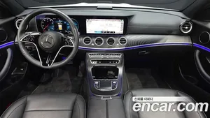 Mercedes-Benz E-Class, 2022 — миниатюра 10