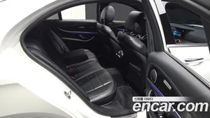 Mercedes-Benz E-Class, 2022 — миниатюра 17