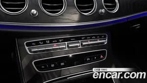 Mercedes-Benz E-Class, 2022 — миниатюра 27
