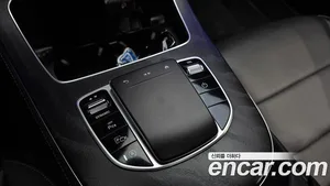 Mercedes-Benz E-Class, 2022 — миниатюра 32