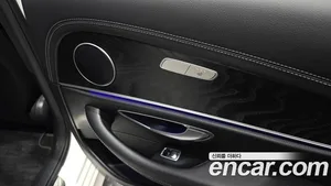 Mercedes-Benz E-Class, 2022 — миниатюра 33